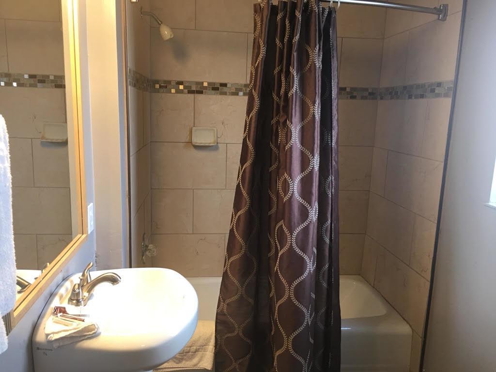 Townhouse Motel - ウェスト・サクラメント エクステリア 写真